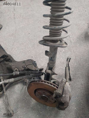 ÇIKMA PEUGEOT 308 SAĞ ÖN TAŞIYICI