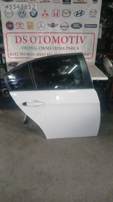2006-2011 BMW 3.20 E90 SAĞ ARKA KAPI