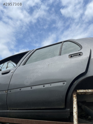 RENAULT CLİO SOL ARKA KAPI