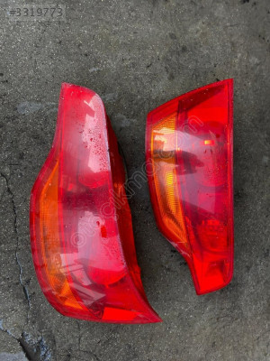 AUDI Q7 SAĞ-SOL ARKA STOP