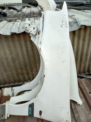 SUBARU SOL ÖN ÇAMURLUK