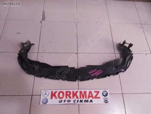 MERCEDES C KASA W205 HAVA GİRİŞ BRAKETI