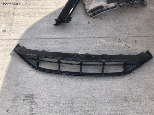 MERCEDES A SERİ W177 AMG ÖN TAMPON ORTA IZGARA 1778859805