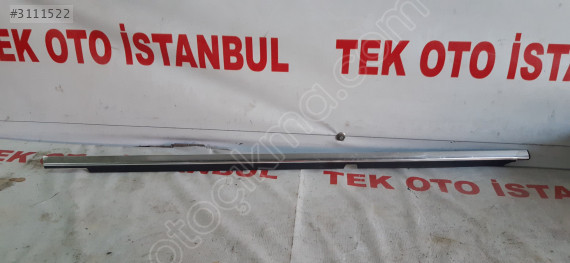 Mercedes C 204 KAPI ÇITASI SOL ARKA