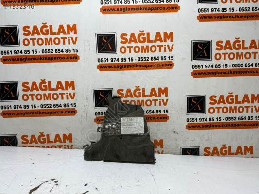 ÇIKMA RENAULT GRUP 1.5 DCİ EKSANTRİK KAPAĞI OEM 8200294738E