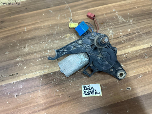 PEUGEOT 306 ARKA SİLECEK MOTORU ORJİNAL ÇIKMA TEMİZ