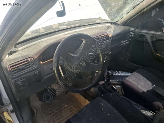 ÖZMEN OPEL VECTRA A ÇIKMA ÖN GÖĞÜS TORPİDO TESİSATI