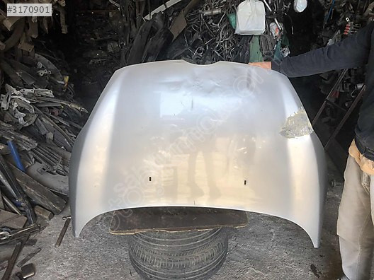 2011 ford fiesta kaput