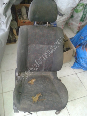 MAZDA SAĞ ÖN KOLTUK