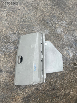 RENAULT MEGAN 2 TORBİDO KAPAĞI