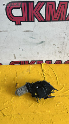 Skoda Yeti Silecek Motoru - Arka Cam - 5J7955711B
