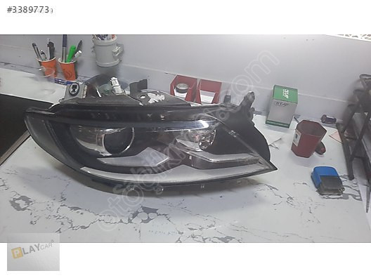 PASSAT CC SAĞ FAR ORJİNEL ÇİKMA TEMİZ