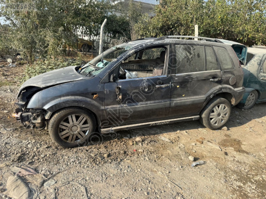 Ford fusion Sağ ön çamurluk