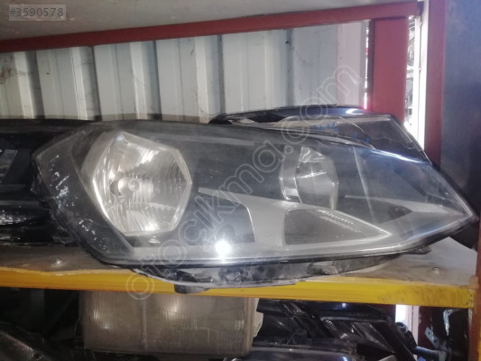 VW Golf 7 İçin Çıkma Sağ Ön Far Parçası