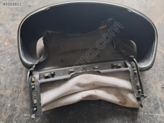 RENAULT TALİSMAN GÖSTERGE PANELİ DÖŞEMESİ 484713395R