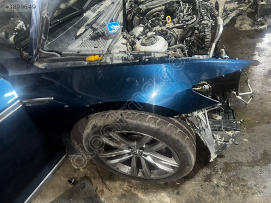 VOLKSWAGEN PASSAT SAĞ ÖN ÇAMURLUK