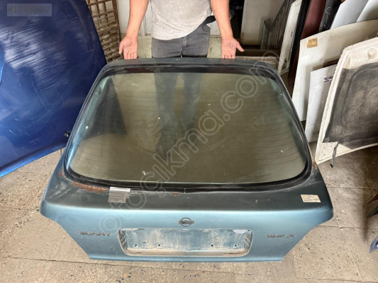 NISSAN SUNNY BAGAJ CAMI ORJİNAL ÇIKMA HATCBACK TEMİZ