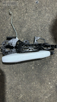 2023 RENAULT TAİLANT SAĞ ÖN KAPI KOLU