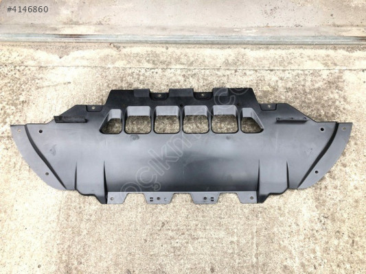 MASERATİ GHİBLİ MOTOR ALT MUHAFAZA 670001748