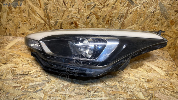 HYUNDAİ İ20 SOL FAR LEDLİ MERCEKLİ 92101-C8200