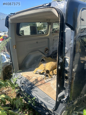 FORD CUSTOM 2019 ARKA PANEL ÜÇEL OTO ÇIKMA BURSA