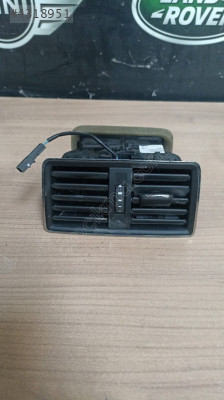 3V0819203A SKODA SUPER B ARKA KONSOL HAVALANDIRMA IZGARASI