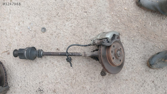 Renault Kango1 düz 1.9 dizel sol aks taşıyıcı komple 50 TL