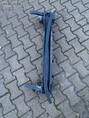 Volkswagen T-Roc  ön tampon demiri