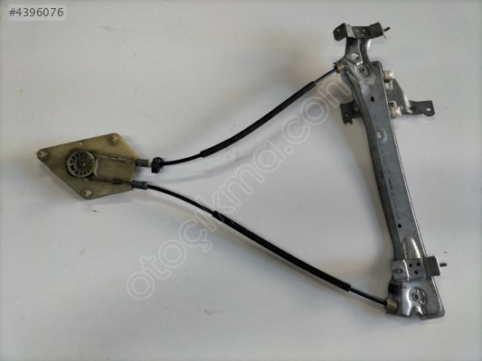 03321 RENAULT FLUENCE / MEGANE 3 SAĞ ARKA KAPI CAM KRİKOSU