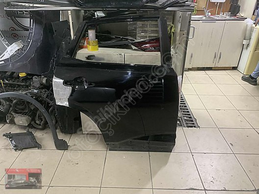 Nissan Qashqai 2022/24 J12 Kapı Arka Sağ çıkma Parça