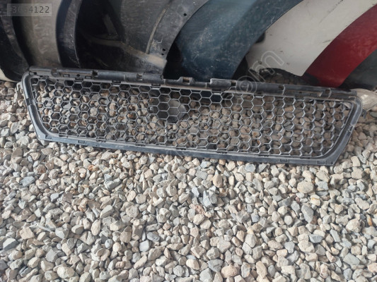 dacia sandero 2008-2011 tampon izgarasi