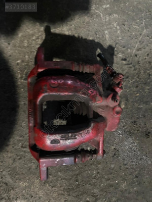 1.6 Peugeot 407 sağ ön kaliper