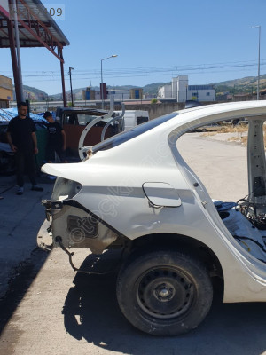 FİAT EGEA SAĞ ARKA ÇAMURLUK ORJİNAL ÇIKMA