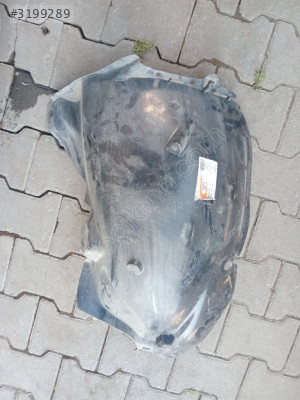 Clio 4 on çamurluk davlumbaz on parcasi sag 638442576R