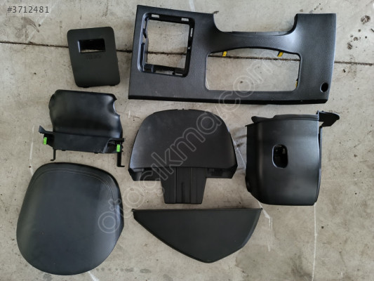 HYUNDAİ İ30 2013 TORPİDO PLASTİK MALZEMELERİ