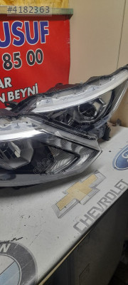 2014 Nissan Qshaiq sag sol far(xenon)