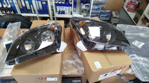 Astra h sağ sol far içi siyah