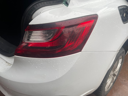 MEGANE 4 SAĞ DIŞ STOP ADBLUE 1.5 DCİ OTOMATİK