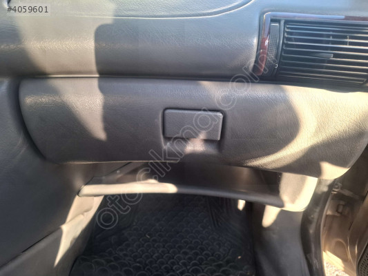 ÖZMEN OPEL ASTRA F GRİ SAĞ TORPİDO GÖZÜ KAPAĞI