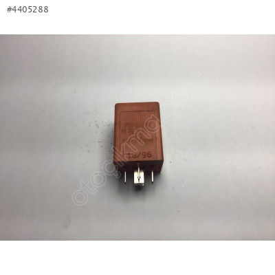 Citroen Xantia Peugeot 806 Röle 9619879180-01 73922302