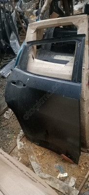 Jeep compass sağ arka kapı