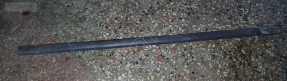 1991-1998 Opel Astra F sağ ön kapı çıtası