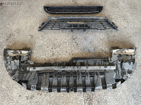 Renault Megane 4 alt tampon koruma muhafazası plastiği