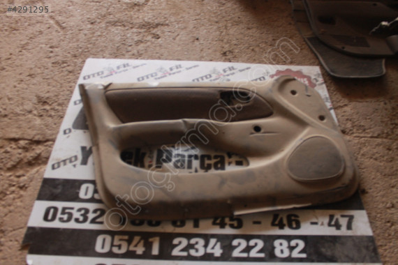 TOYOTA COROLLA AE101 İÇ KAPI DÖŞEME