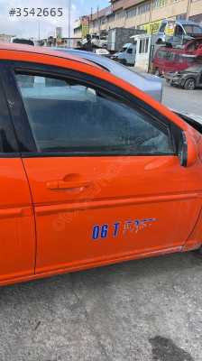 Era sağ ön kapı