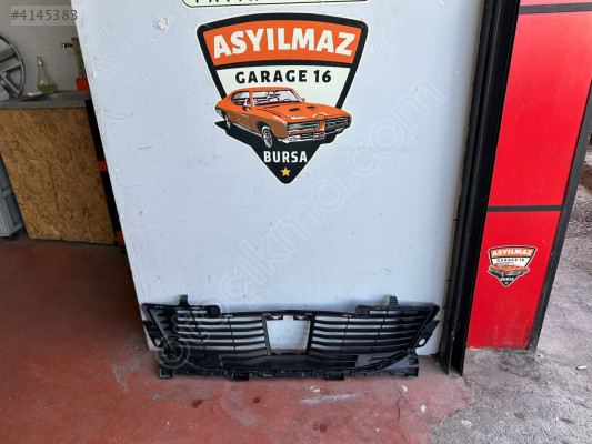 PEUGEOT 2008 ÖN TAMPON IZGARASI ORJİNAL 9826327480