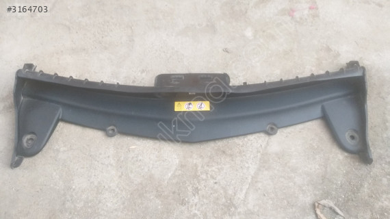 Mercedes Benz E180 E200 E250 ön panel üst bakalite