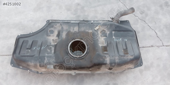 hyundai accent blue 2018 1.6 çıkma orjinal yakıt deposu-son fiyat