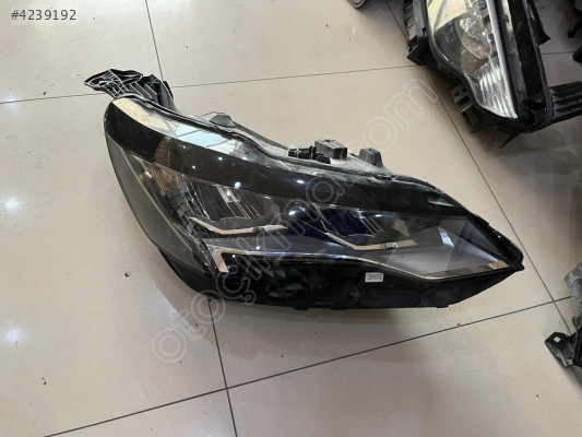 PEUGEOT 3008 FUL LED SAĞ FAR