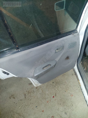 OPEL KADET SOL ARKA KAPI DÖŞEMESİ  ÇIKMA